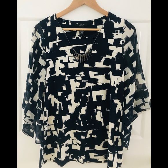 Alfani Top - Picture 1 of 2